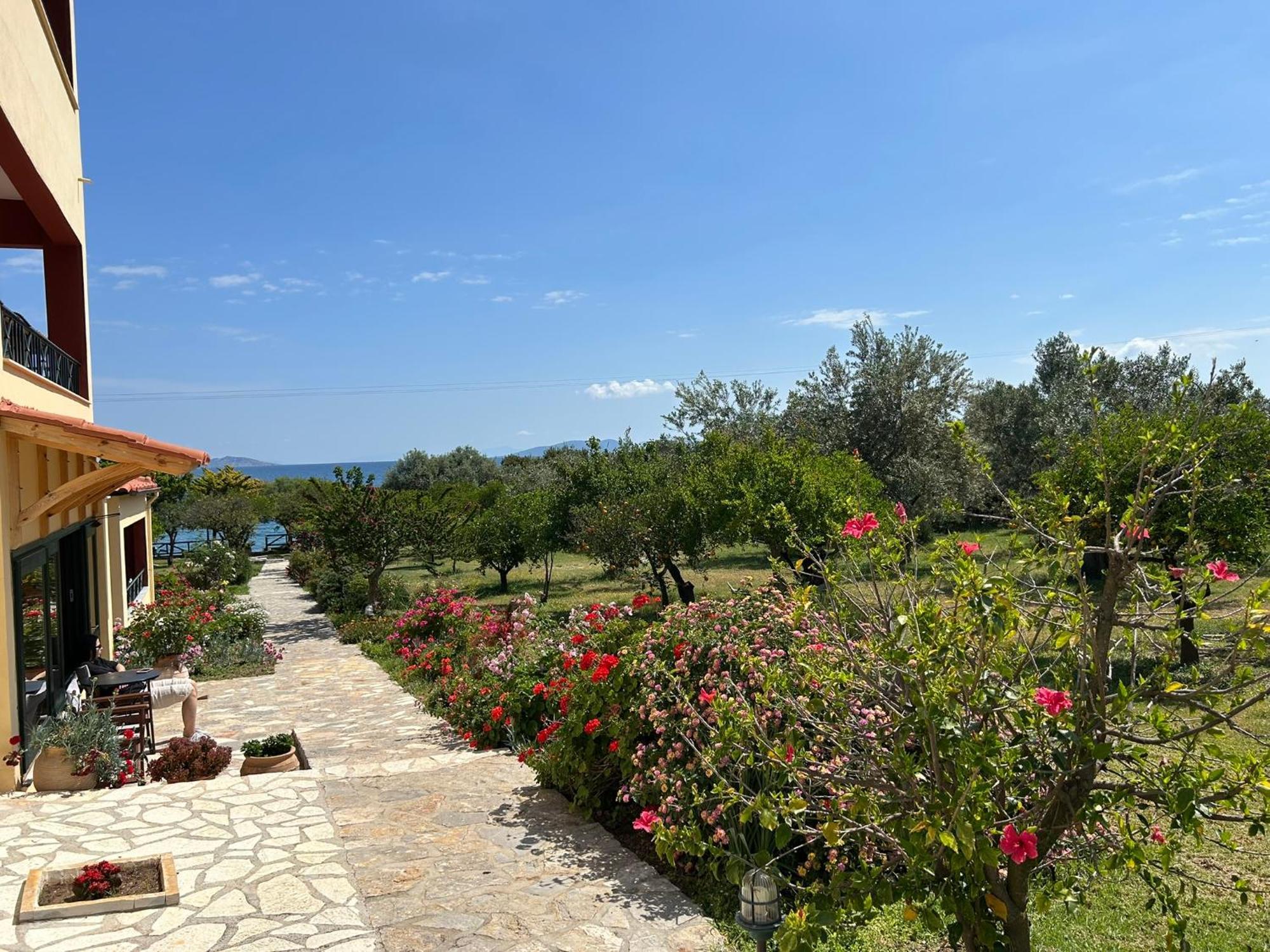Magda Hotel Apartments Epidaurus Exterior foto