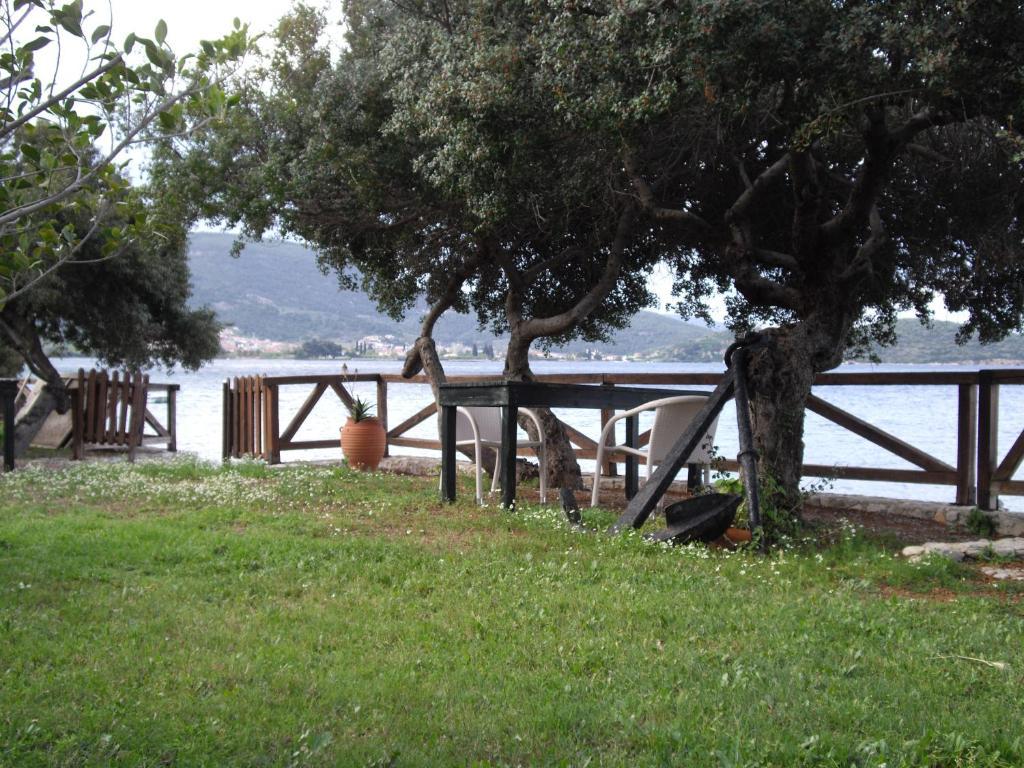 Magda Hotel Apartments Epidaurus Exterior foto